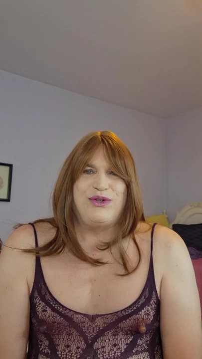 Bu videodan bir gece önce götümden çok sert sikildim ve amım iyi bir şekilde ağrıyor!