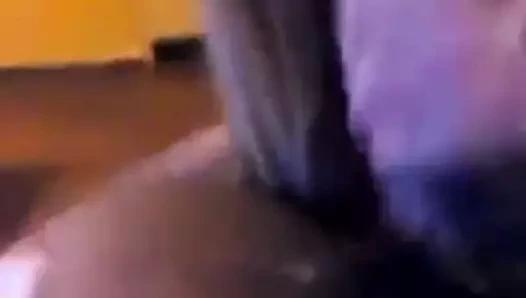 Oral seks büyük zenci ev yapımı 23