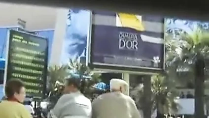 Esmer eş berbat içinde park