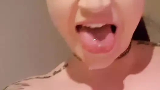 Sıcak esmer çıplak