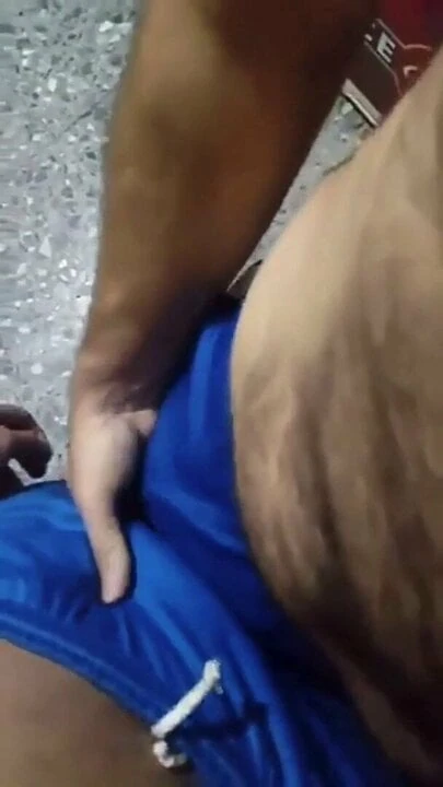 Kıllı + pürüzsüz naylon şort büyük musluklar ile açık havada