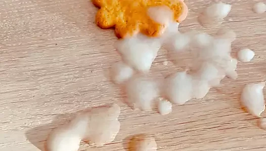 Zencefilli kurabiyeye boşalma