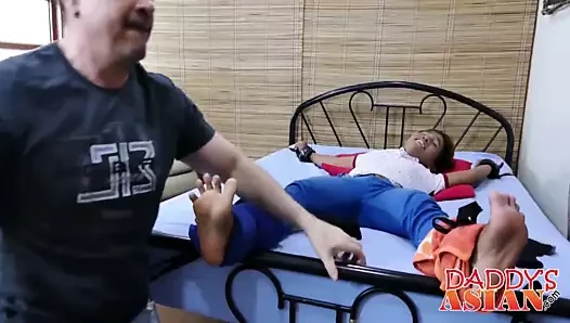 Olgun eşcinsel sapık rams onun uzun johnson içinde the Asya twink göt