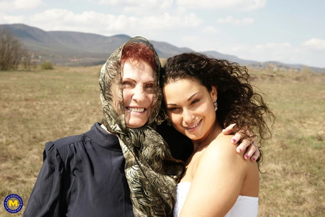 71yo anneanne stefana sikikleri 22yo kız