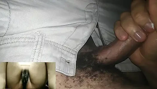 Görüntülü görüşmede mastürbasyon