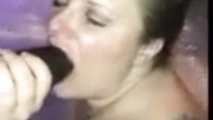 esposa de corno chupando negao oficial