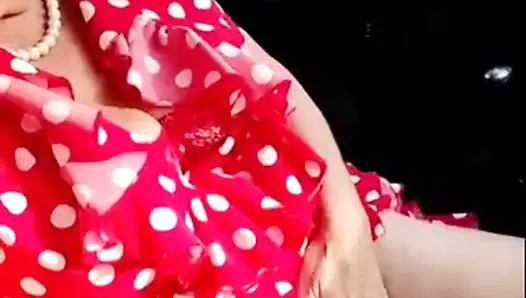 nine gypsyesmeralda gösteren kapalı bölüm 2