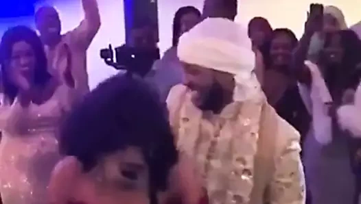 Siyah abanoz büyük göt ve titts