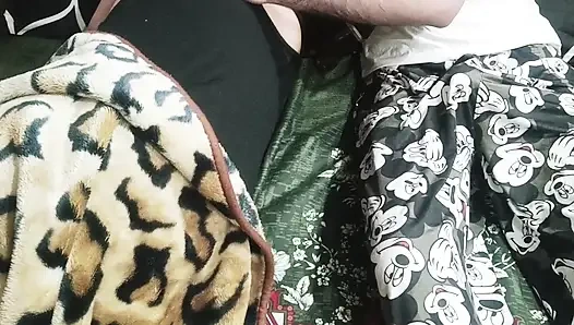 Pakistanlı anne üvey oğluyla seks yapıyor xxx 2026 ev yapımı Pakistanlı ev hanımı Alman anne edepsiz tina sikişiyor büyük yarak sikişi