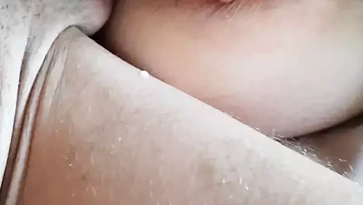 Evde bir pazar sabahı küçük seks anı