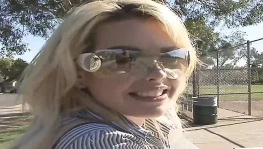 izle izle sıcak babes zevk almak bir buharlı üçlü üzerinde the yatak