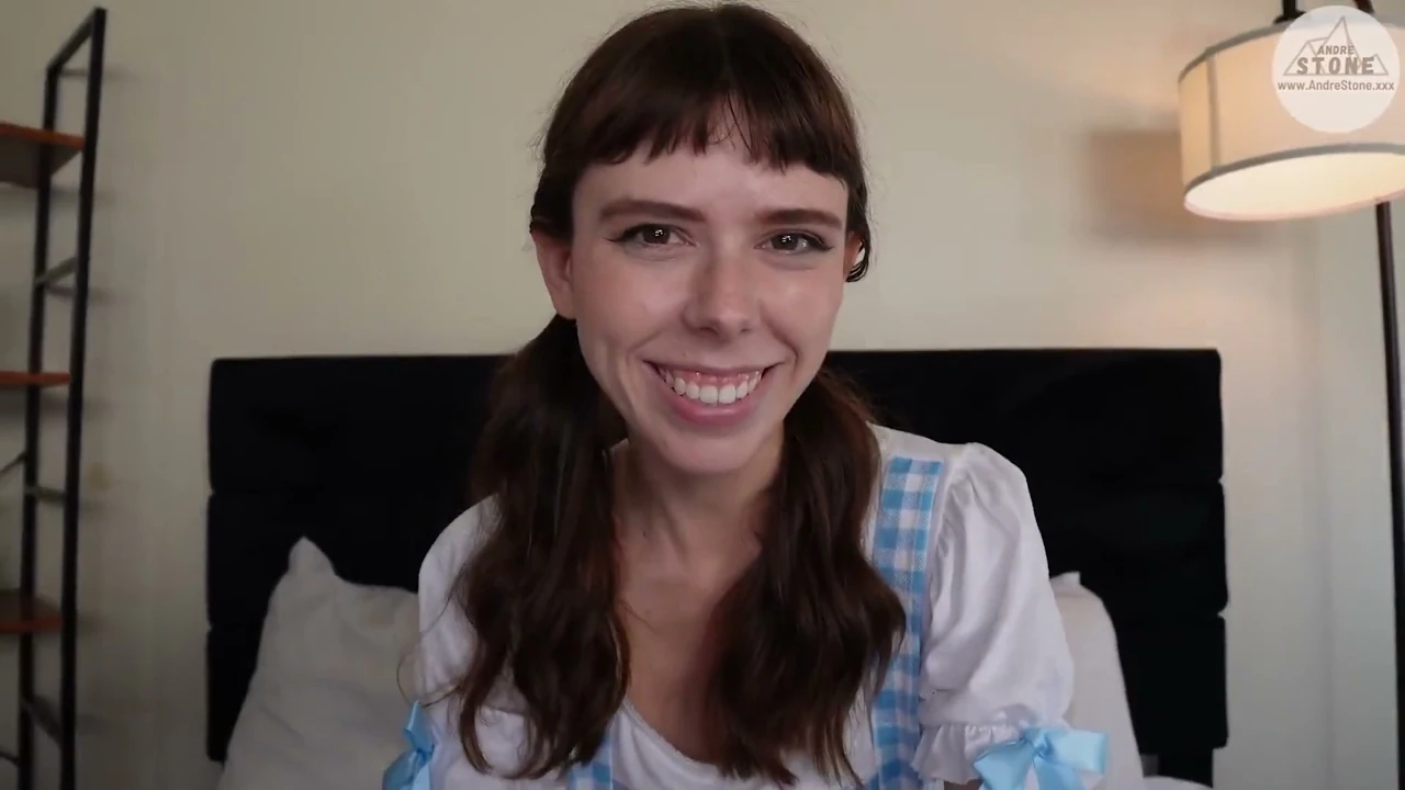 Brunette Krystal Palmer Cosplays as Dorothy & Gets Creampied