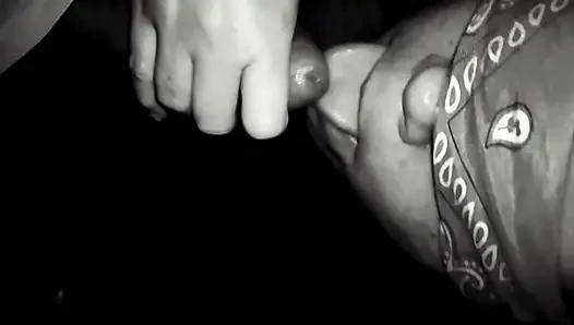 Gözleri bağlı evli kadın ağzı acınana kadar emiyor