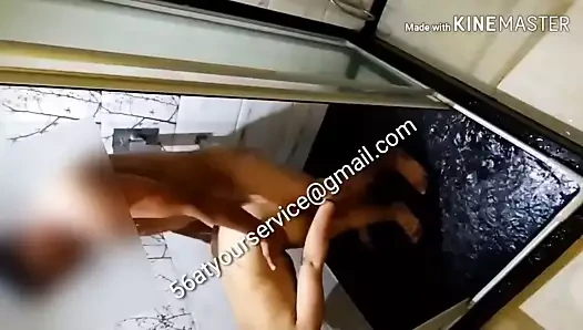 Banyo mai patni ko choda aur patni ne muth mari