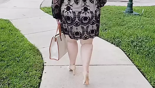 Yabancı beni eve götürüp amımı dölüyle doldurdu