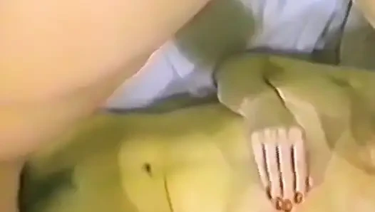Seksi sarışın hizmetçi ev sahibi tarafından sikiliyor