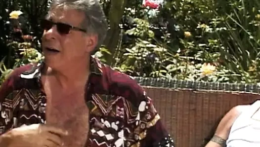 azgın hottie sürmek bir horoz açık havada