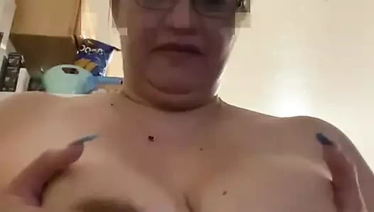 Tina latina losyonlar ona memeler