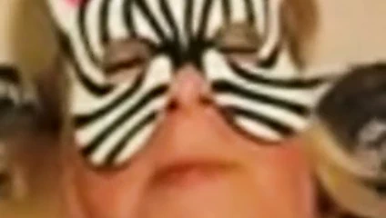 Birmingham pis cüruf lanet onu sulu amını bir şişe ile