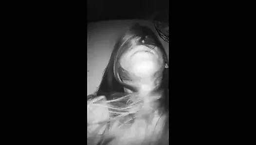 Gerçek aldatma. Evli kadın kocasının arkadaşını sikiyor..