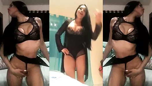 Sıcak Latin fitness kız