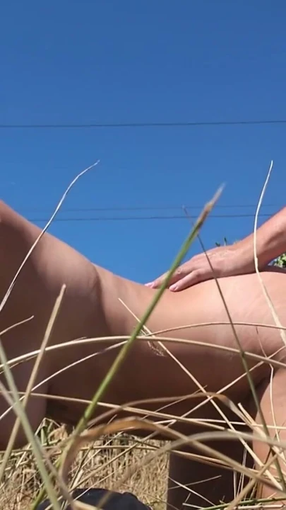 Couple fucks in the sunflower field | Clip 2
