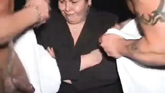 Seks partisi iyi gitti