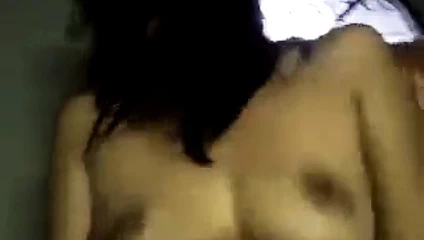 Vietnamca utangaç utangaç