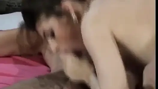 Bu Alman hatun üçlü sekste çifte sikiliyor