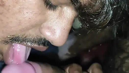 Oğlan arkadaşım sikişimi sikiyor