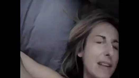 Yüzünde cum sevmemek