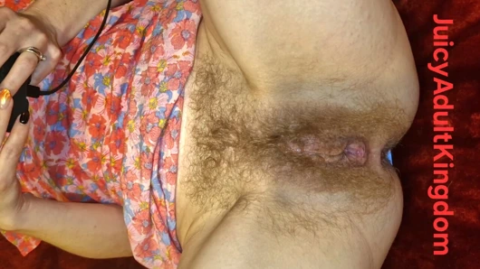 Amcığımın içindeki vibratör ve götümde parmağı