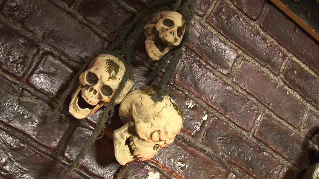 Seks topuk şeytanlar alem