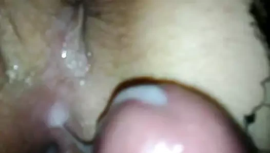 Açık seçki içinde yırtık file çoraplar ve boşalmak