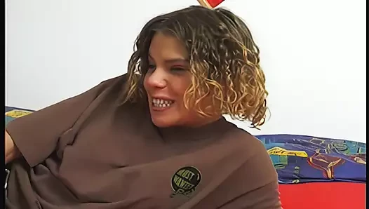 Sıska vücut minyon göğüsler the yapay penis sikikleri sert ona sıkı delik