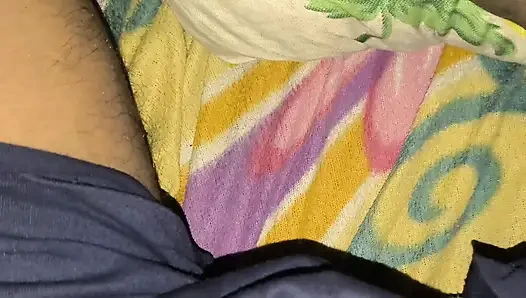 Tharki benimle evleniyor (Hintçe mms), Hintli ateşli üvey kız kardeş