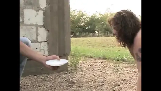 Büyük vücutlu büyük göğüsler büyük götlü amcık sikişi... ağzına boşalma