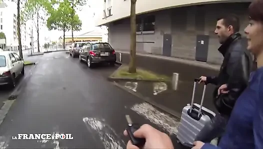Genç amatör çift kameramızın önünde seks yapmak için evimize geldi