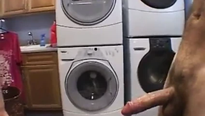 Alex mutfakta adamın horoz mastürbasyon