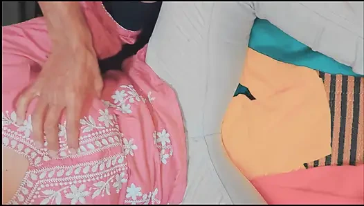 Hintli güzel köylü kız arkadaş açık havada seks videosu, Hintli ateşli kız arkadaş açık havada mms video xxx