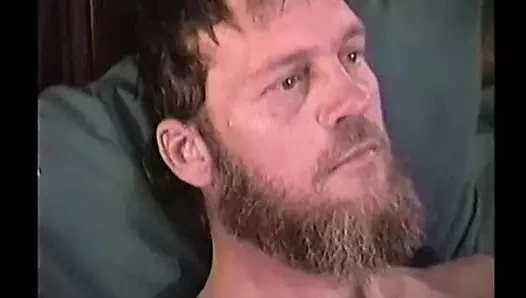 Amatör olgun adam Jimmy sikişiyor ve boşalıyor