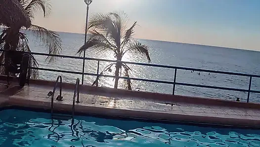 Pinlerde ve yumurta kabuklarında yaşam yaşamak yerine sadece sik de ... Dünyama boşal