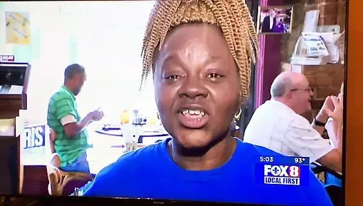 Tüm 9 inçleri seviyor