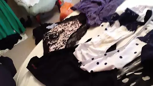 Kirli külot masturbasyon yapmak ve boşalmak üzerinde kirli külot