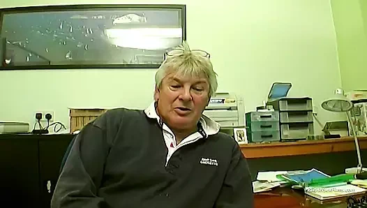 İngiliz zencilerin porno seçmeleri büyük bir yüze boşalmayla bitiyor