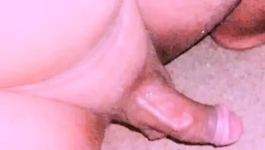 Trans sikişmek için penis sütü içmek istiyor