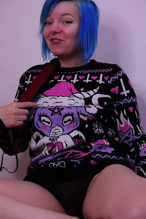 Şaplak atma oyuncaklarımı gösteriyorum