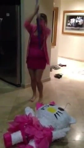 pinata üzerinde posta gidiyor