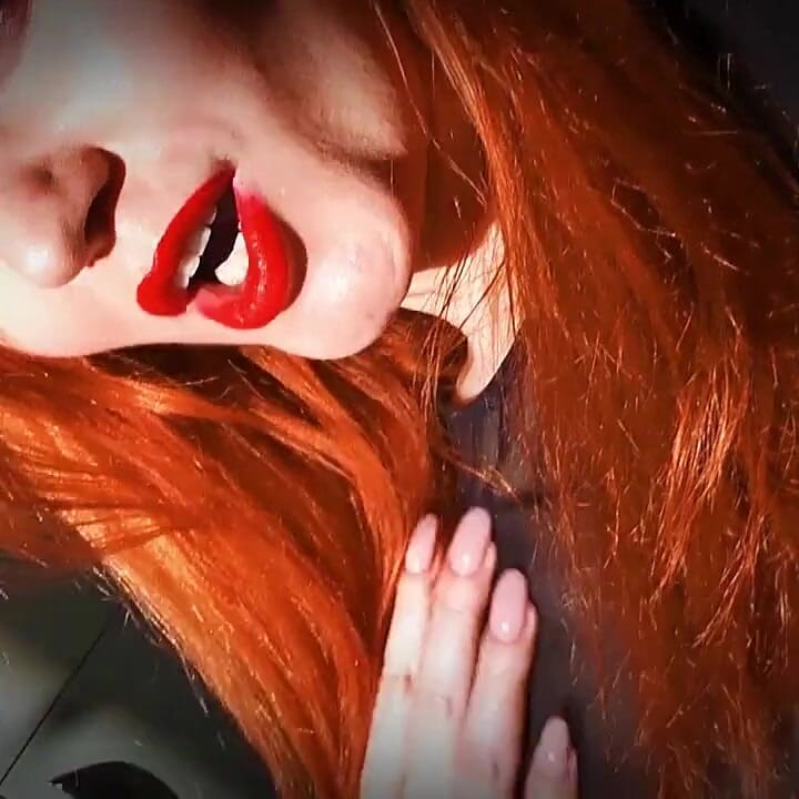 Sarkan Stilettos