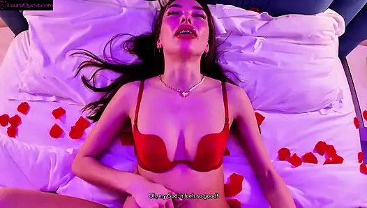 Sevgililer günü sürprizi bana bir oyuncak hediye ediyor, onun için fışkırtıyorum ve onu iki kez boşaltıyorum